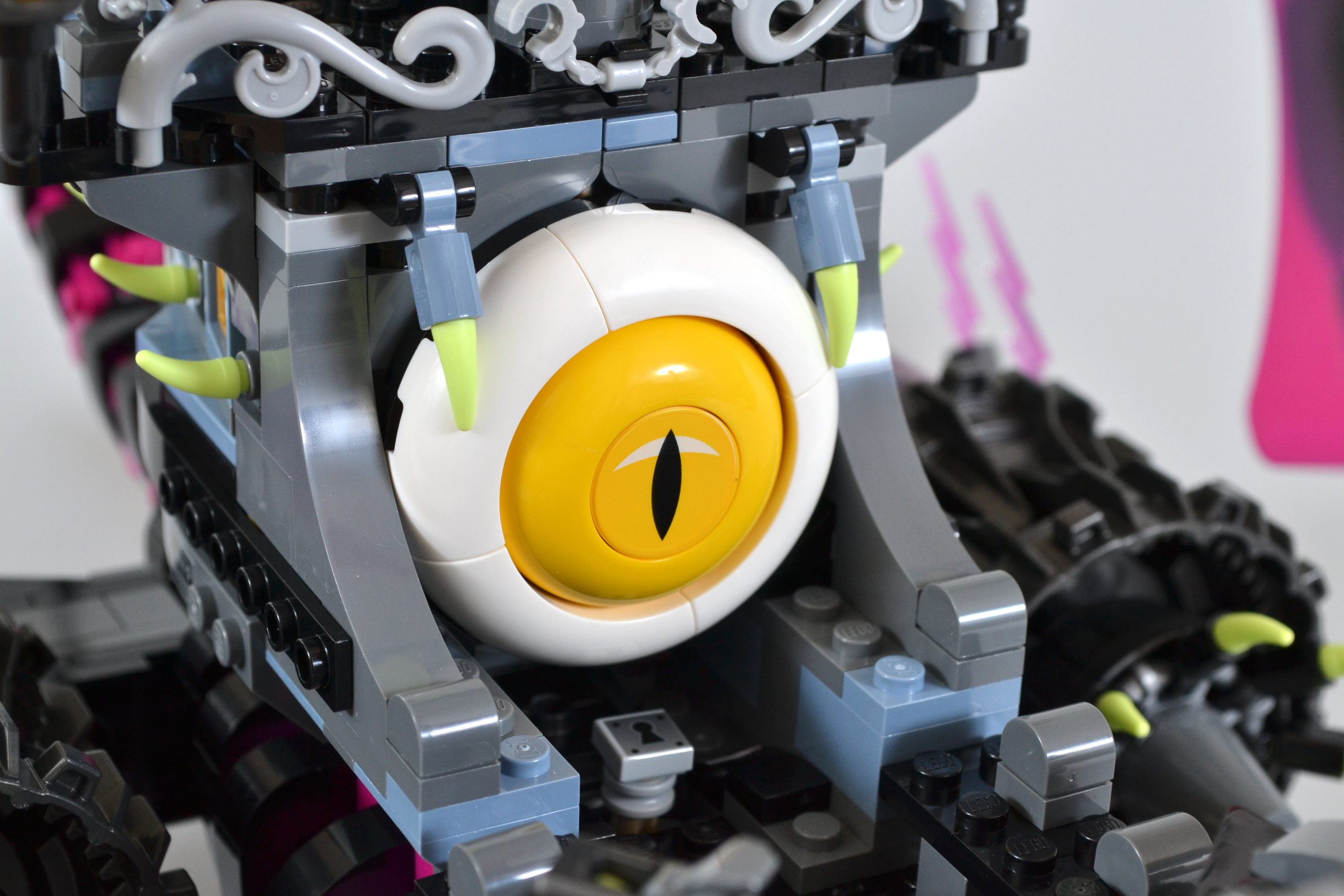 LEGO DREAMZzz 71469 Nightmare Shark Ship review