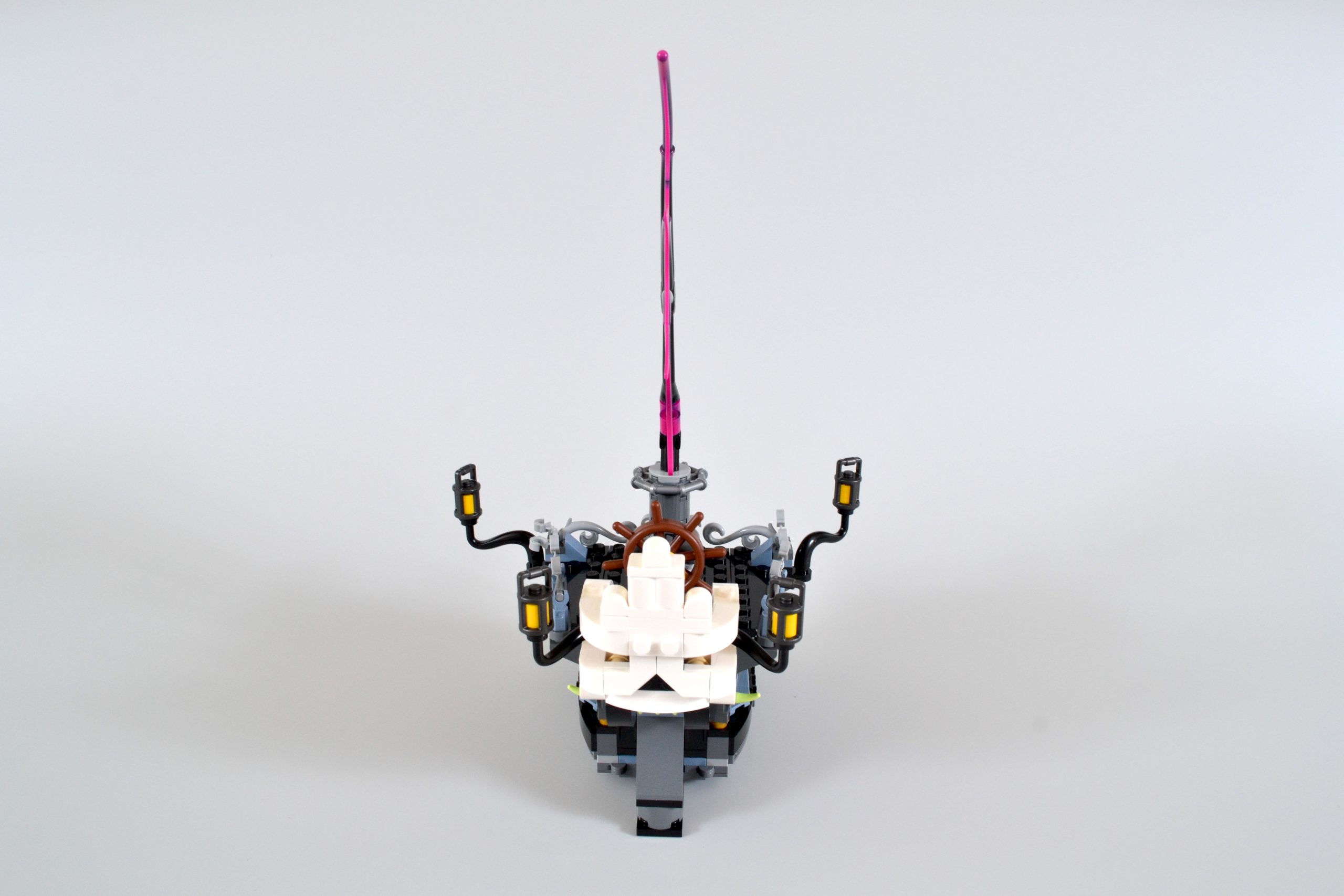 LEGO DREAMZzz 71469 Nightmare Shark Ship review