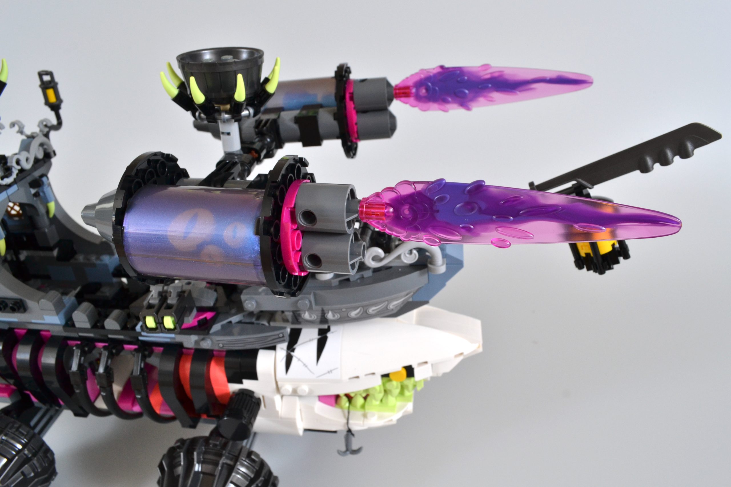 LEGO DREAMZzz 71469 Nightmare Shark Ship review